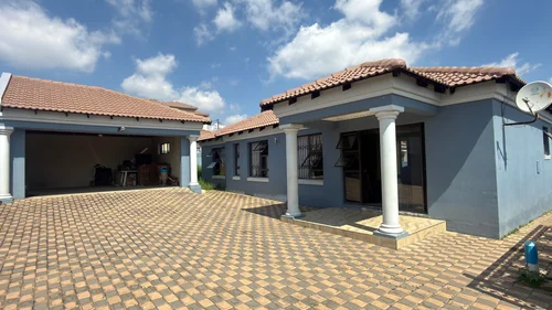 288& Chicago, Cosmo City, Roodepoort