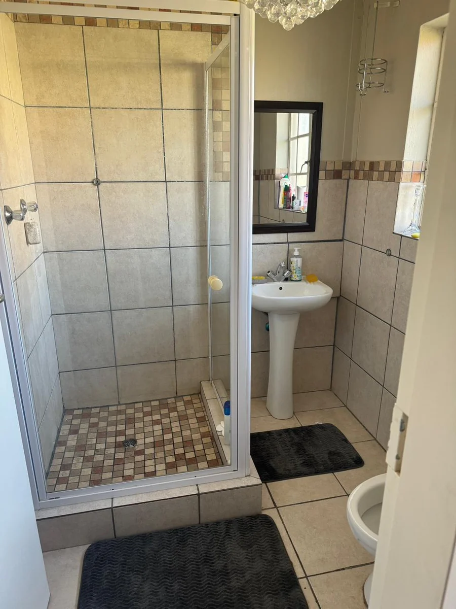 4 Bedroom House to Rent in Waterval East