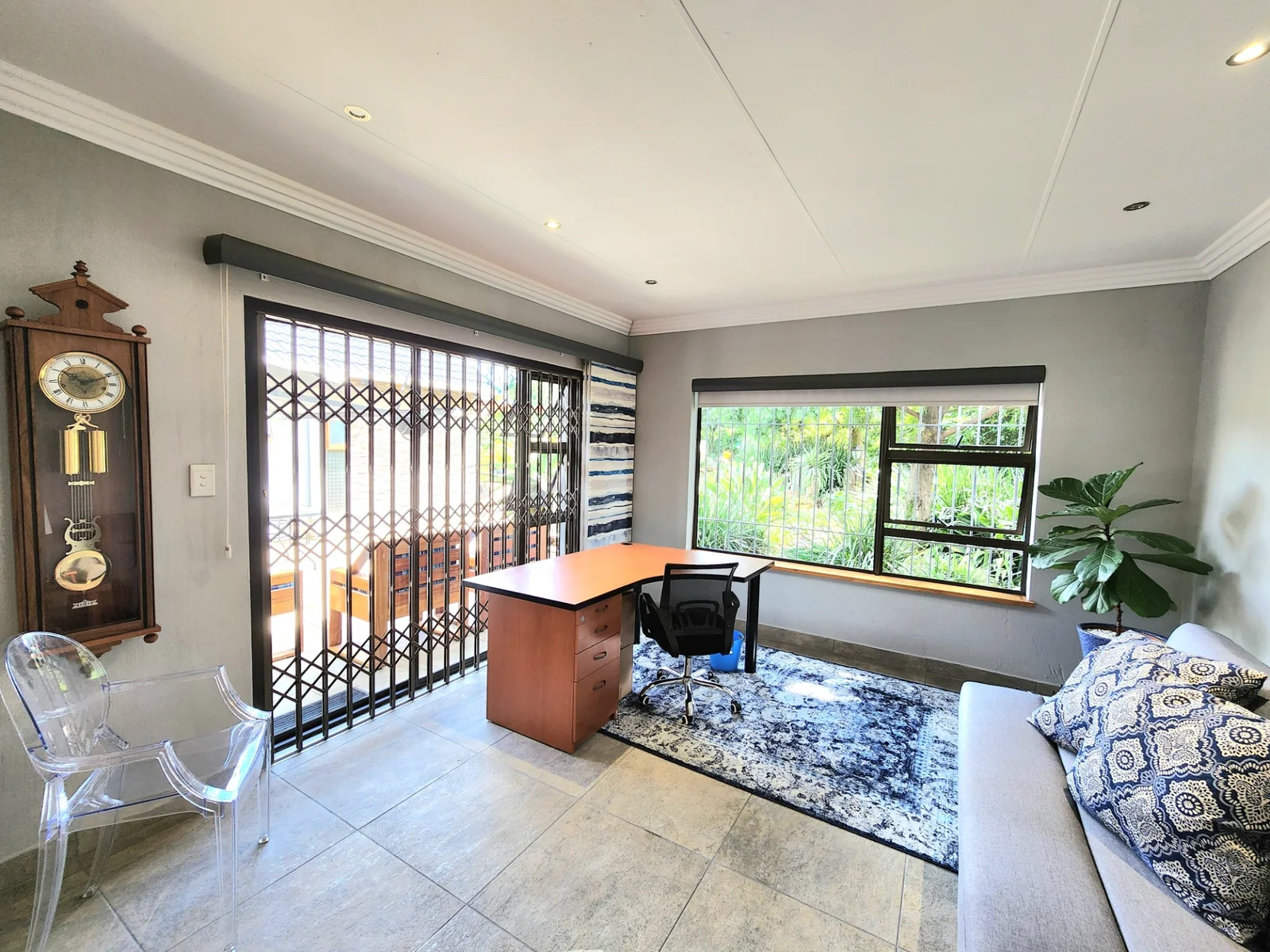 Light Filled Living, Curated Gardens and Energy Independence in Farrarmere