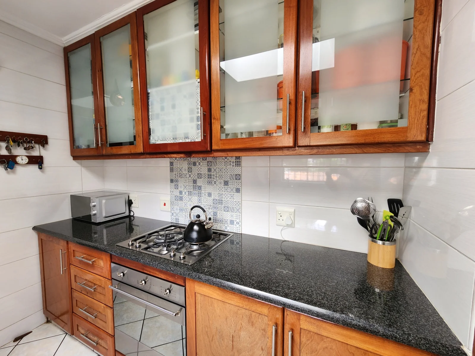 Light Filled Living, Curated Gardens and Energy Independence in Farrarmere