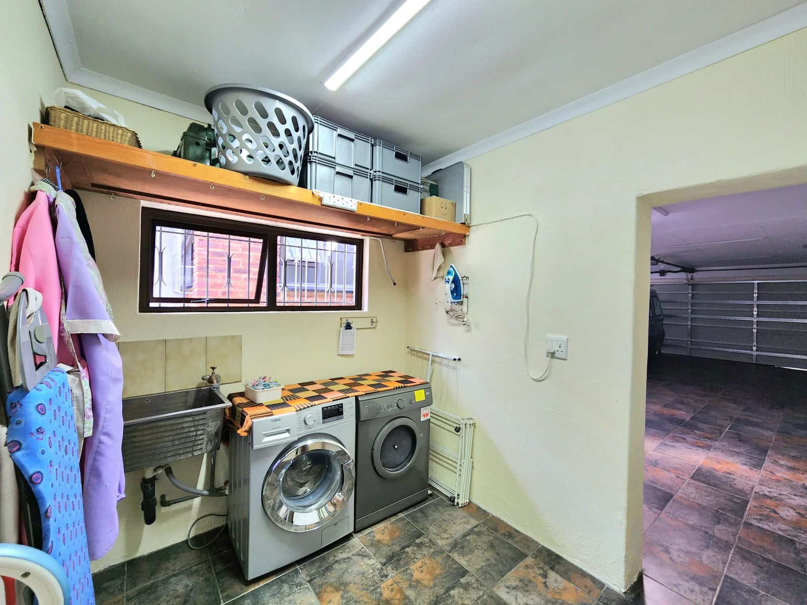 Light Filled Living, Curated Gardens and Energy Independence in Farrarmere