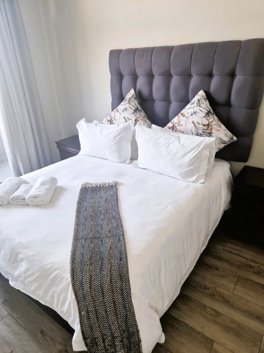 Fully Furnished Modern Apartment To Let In Menlyn