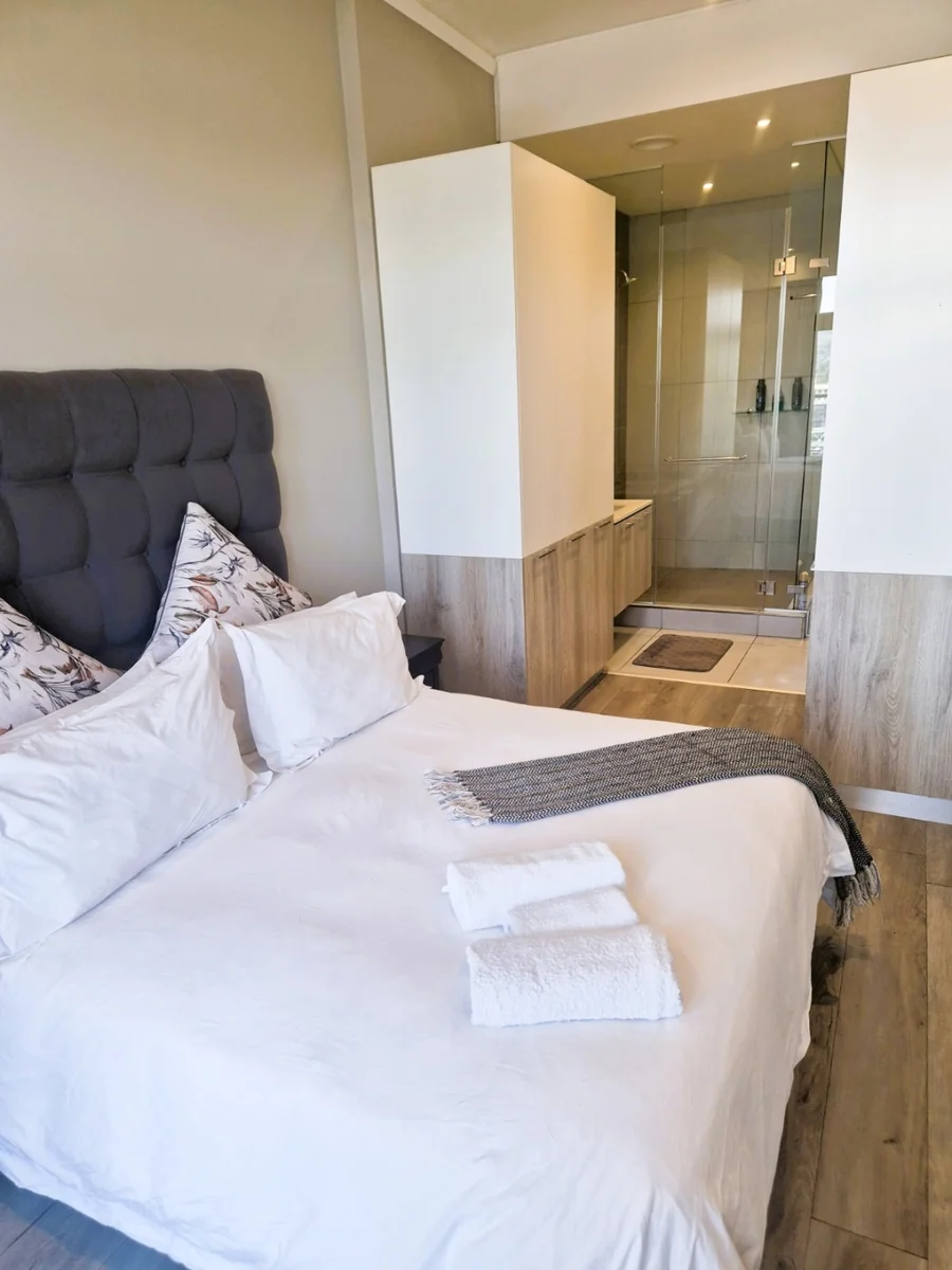 Fully Furnished Modern Apartment To Let In Menlyn