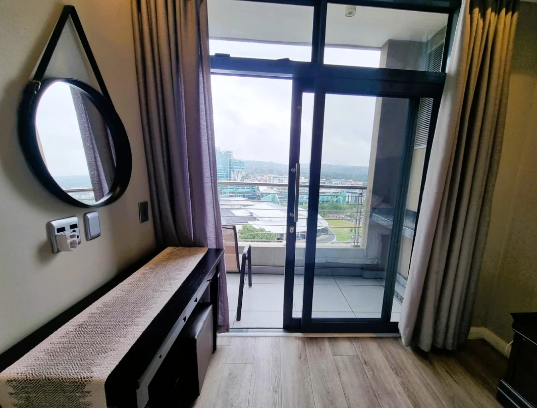 Fully Furnished Modern Apartment To Let In Menlyn