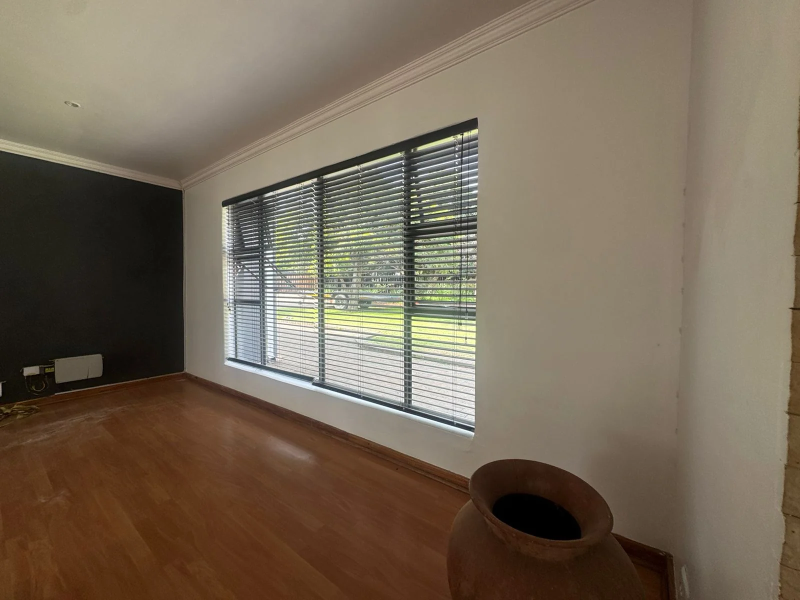 5 Bedroom, 3 Bathroom , Large Family Home On Extra Large Stand