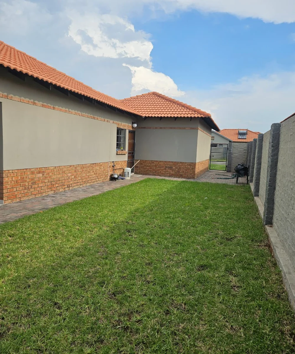 House for Sale in Hexriver Lifestyle Estate