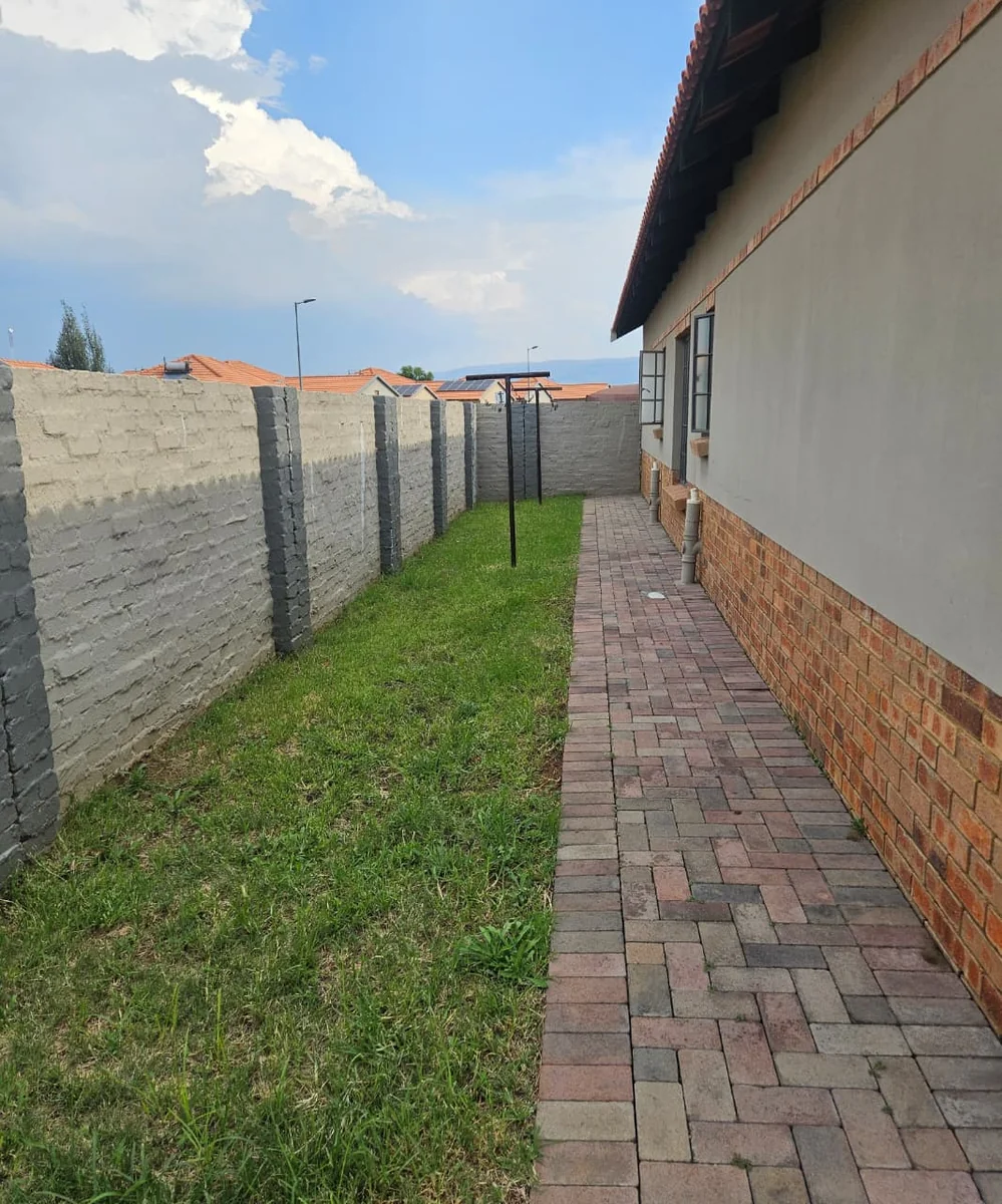 House for Sale in Hexriver Lifestyle Estate