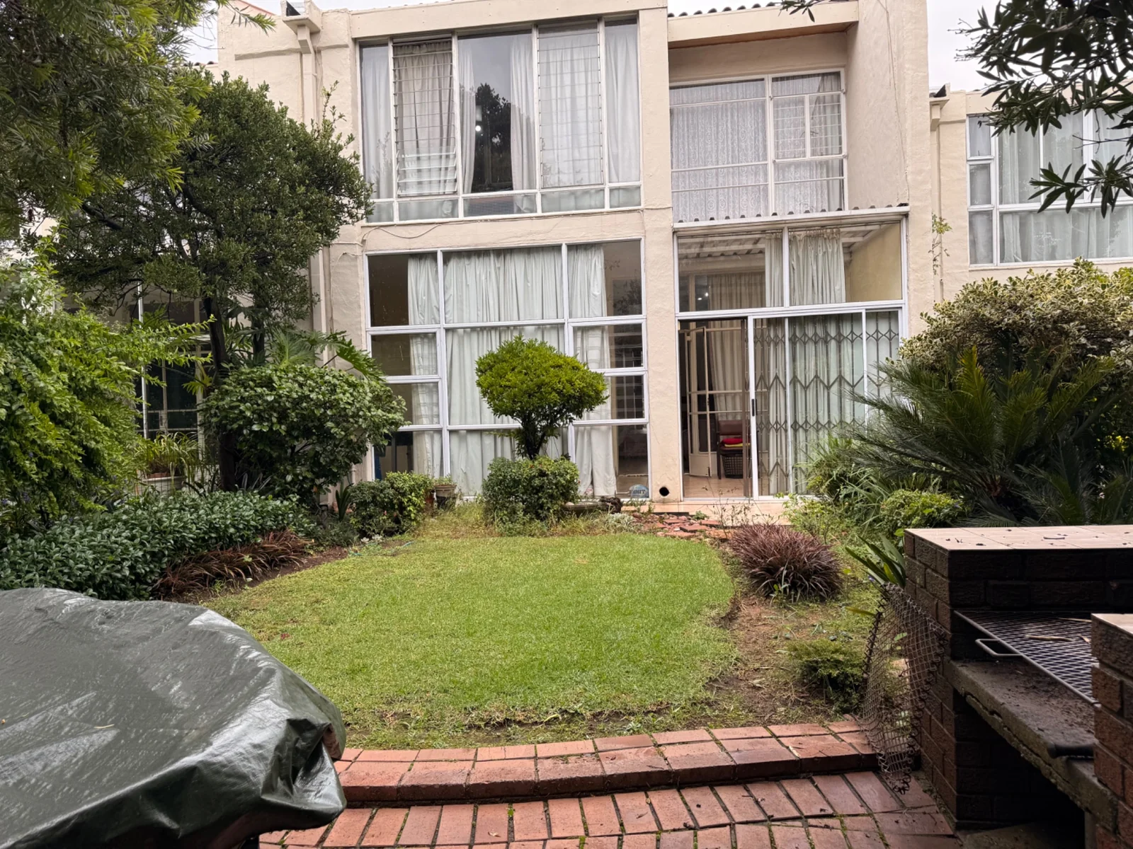 3 Bedroom apartment for sale in sort after St Andrews Garden Villas