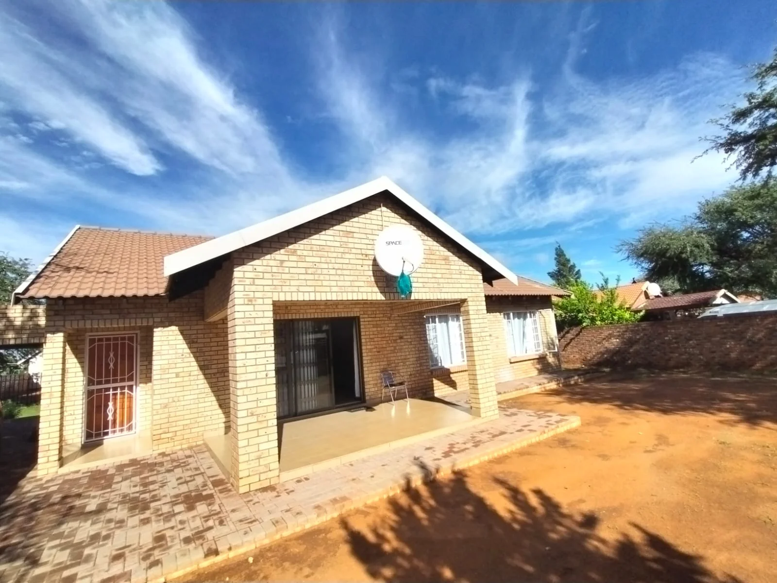 3 Bedroom House To Rent