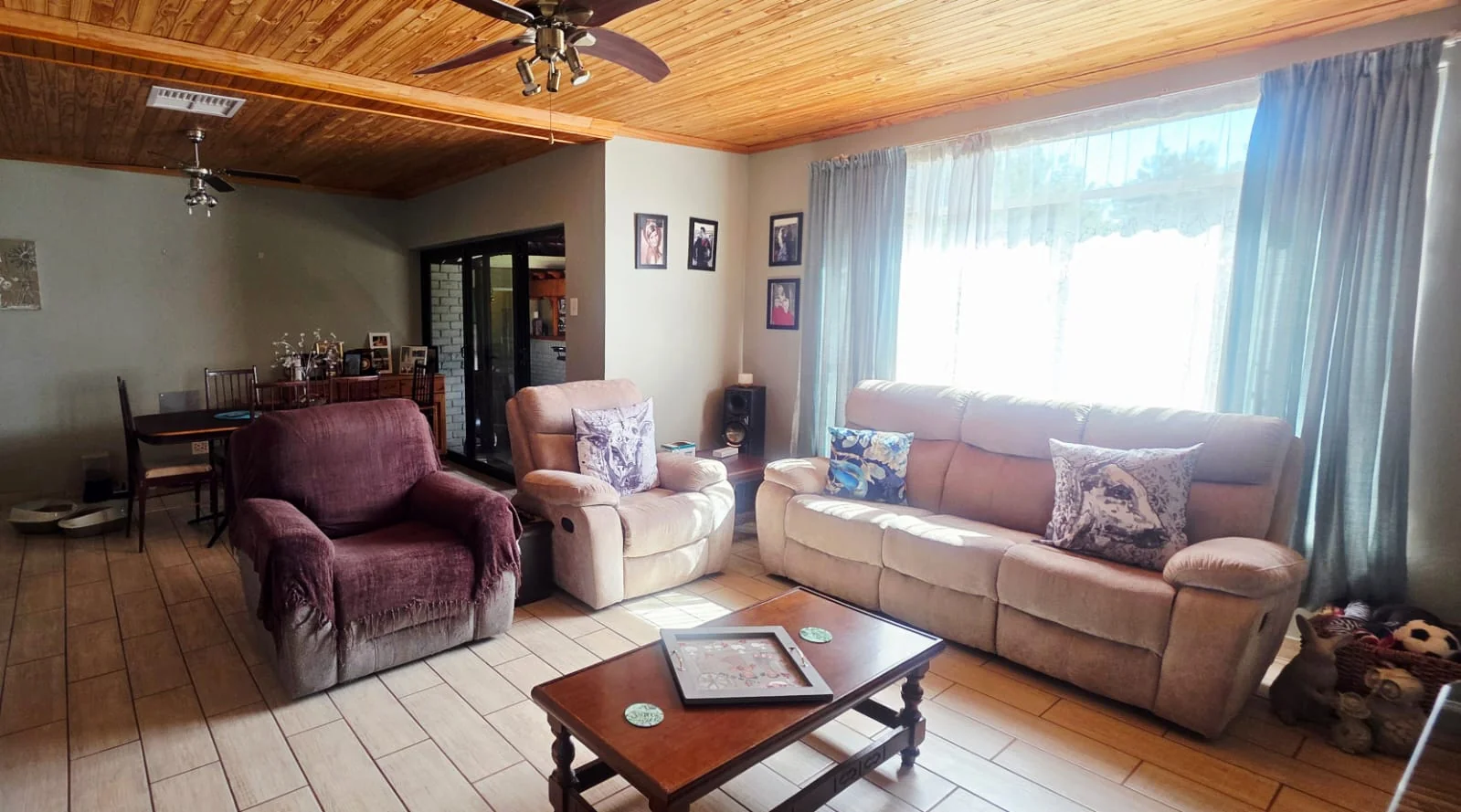 3 Bedroom House For Sale