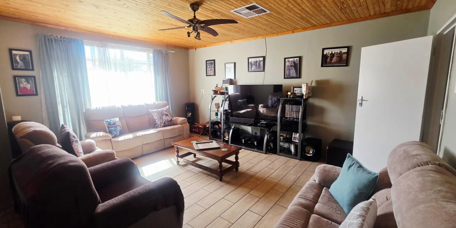 3 Bedroom House For Sale