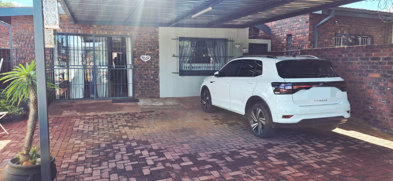 3 Bedroom House For Sale