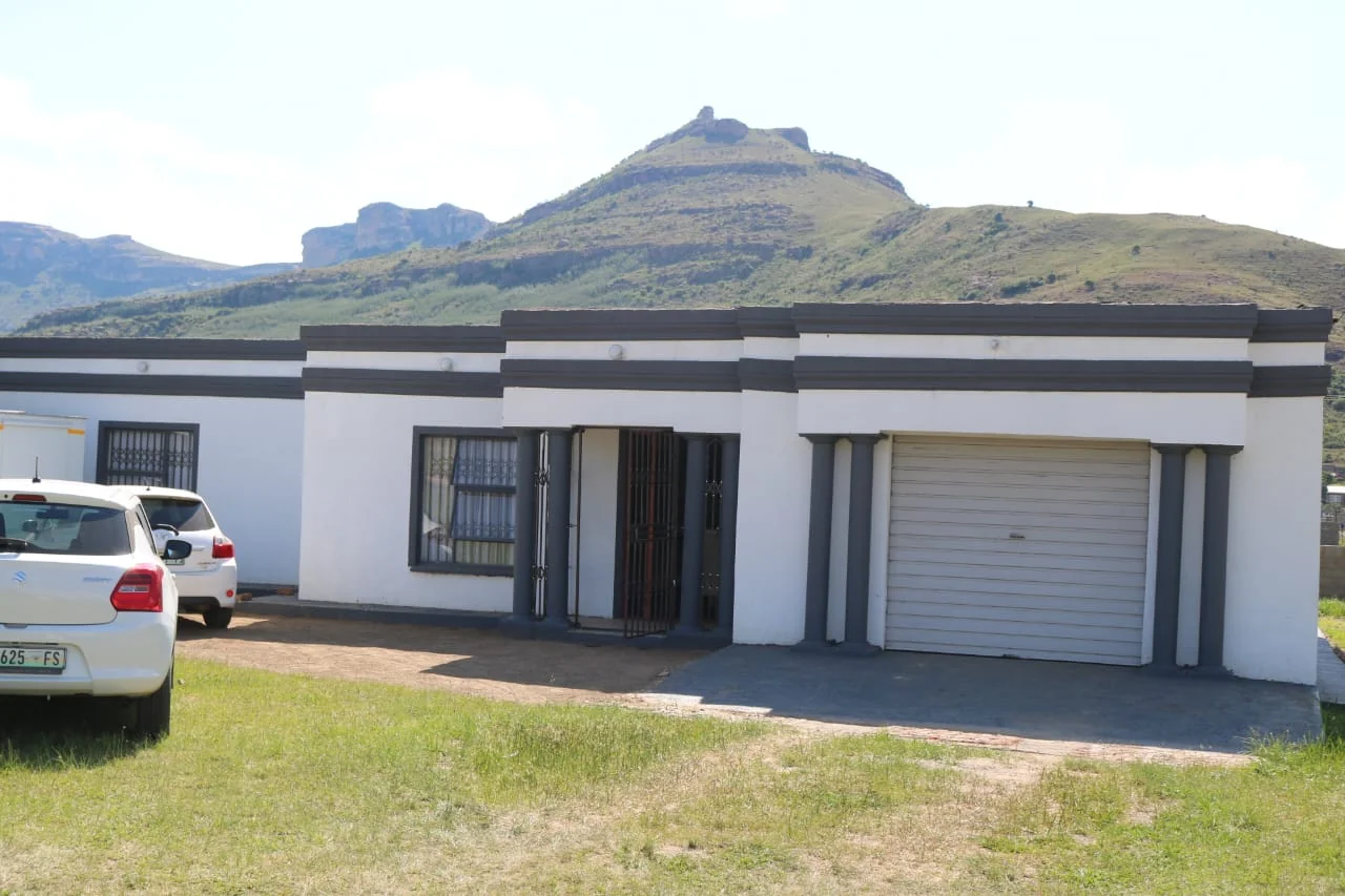 3 Bedroom house for salr in Elite, Phuthaditjhaba