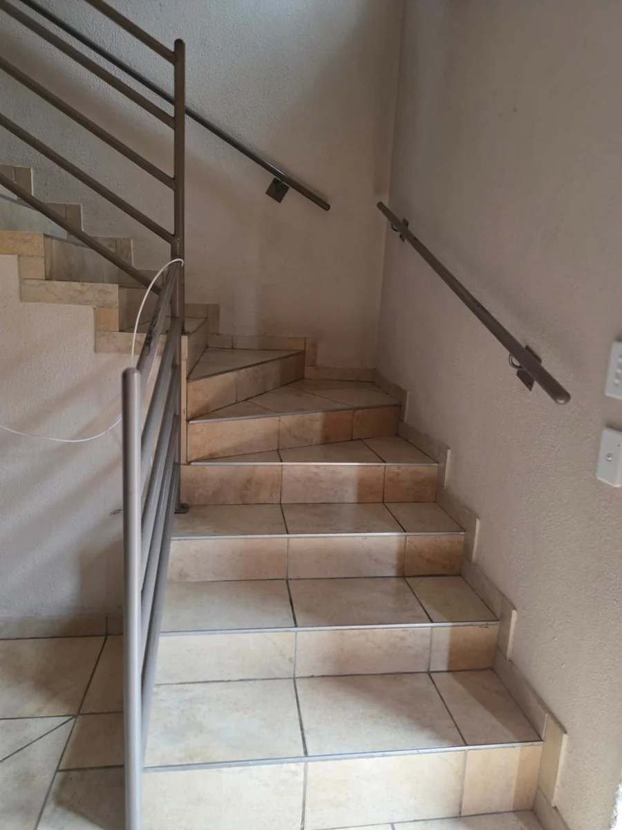 Sophisticated Urban Living: Stunning 3-Bedroom Duplex for Sale