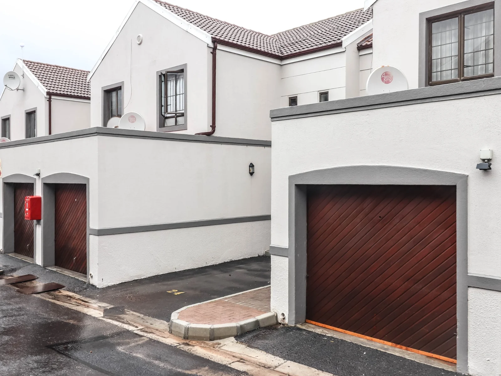 3 Bedroom Duplex for sale in Normandie, Brackenfell