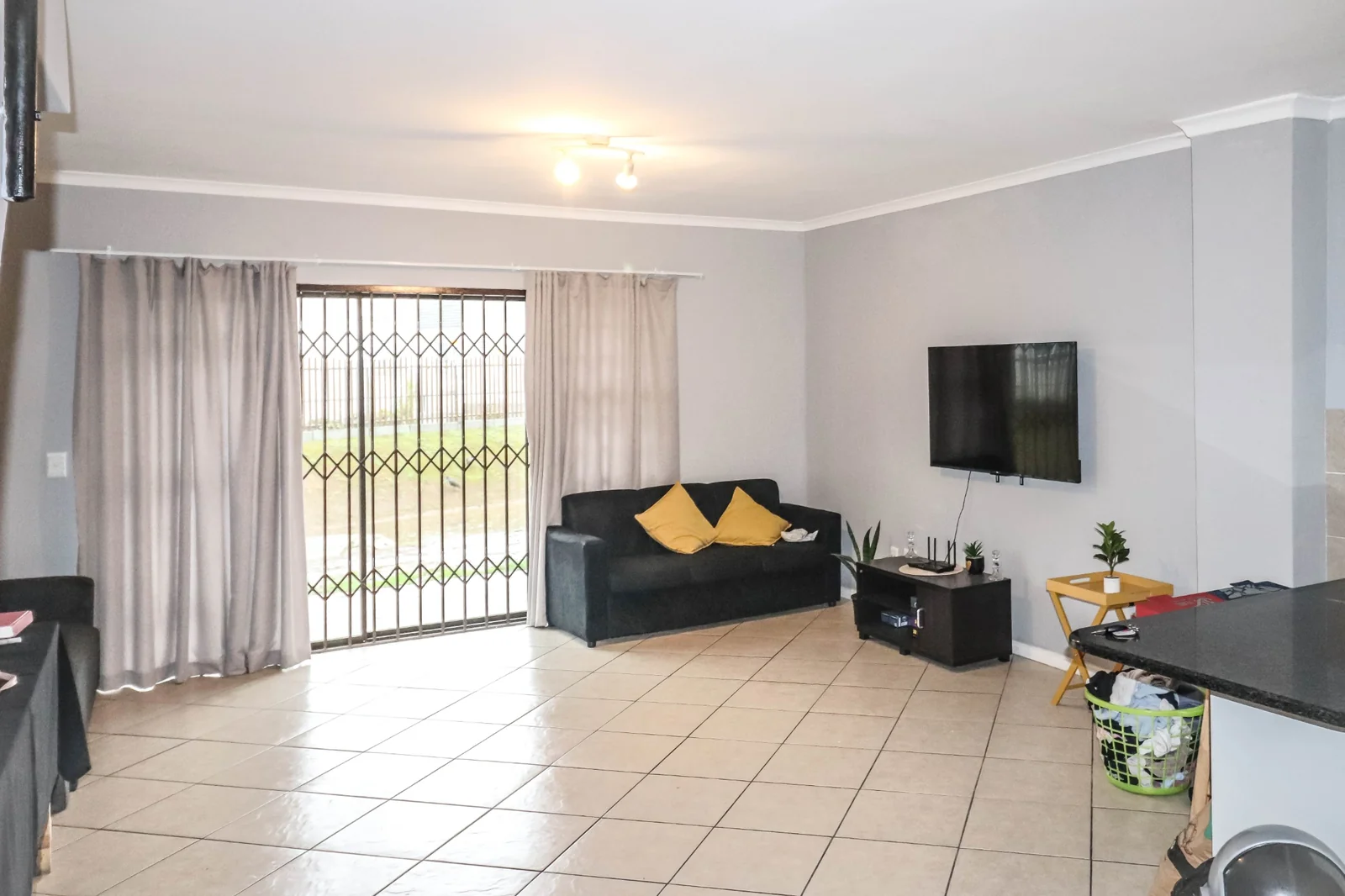 3 Bedroom Duplex for sale in Normandie, Brackenfell