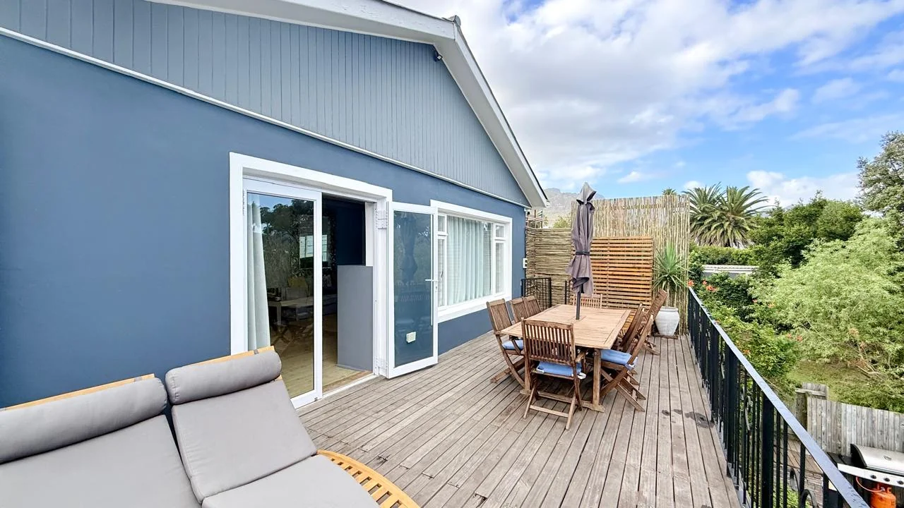 3 Bedroom fully furnished apartment available to rent for six months