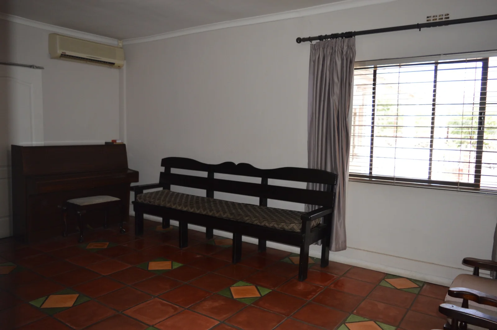 7 Bedroom house for sale in Paarl Dal Josaphat