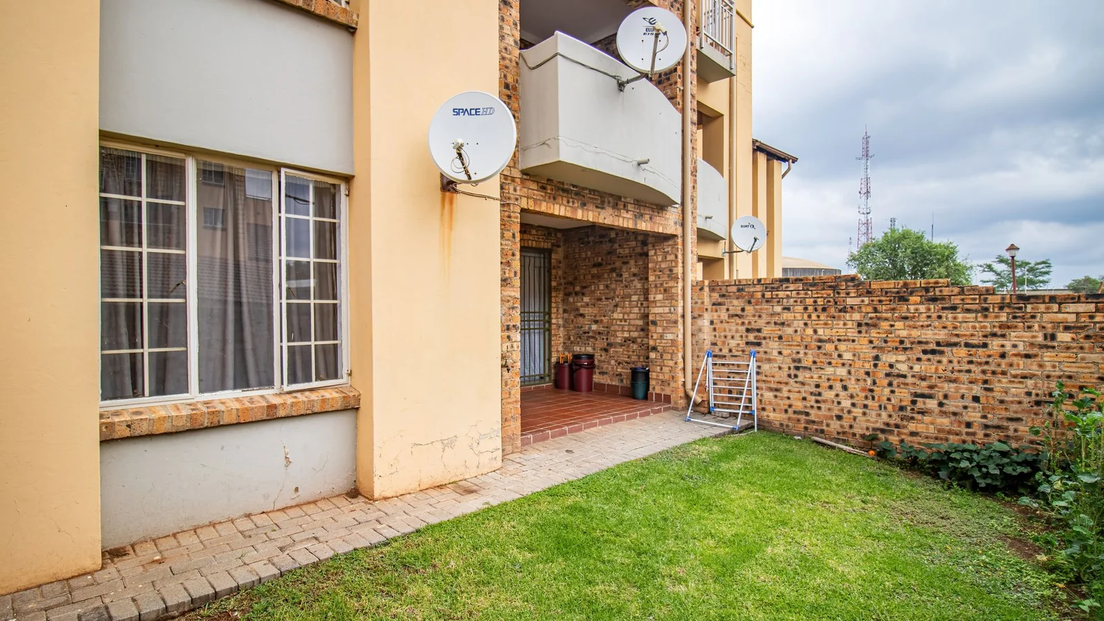 Ground Floor Apartment for Sale in Halfway Gardens
