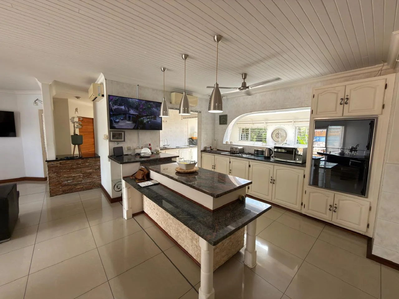 Comfortable, Secure Living Designed for Professional Accommodation