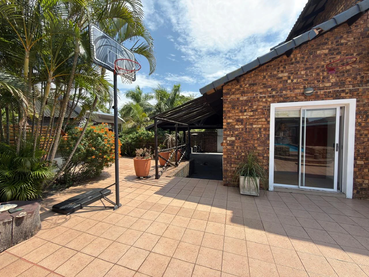 Comfortable, Secure Living Designed for Professional Accommodation