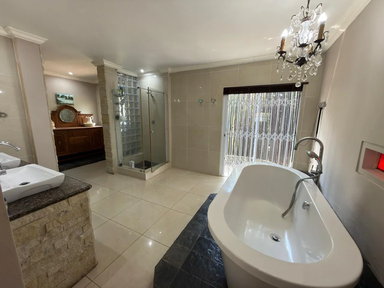 Comfortable, Secure Living Designed for Professional Accommodation