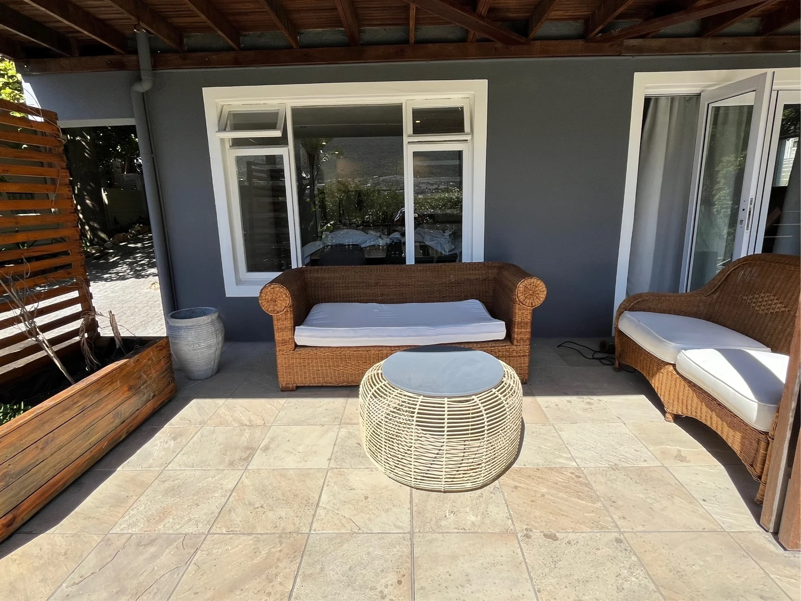 Furnished 2 Bedroom apartment in Penzance available from 1 May to 31 December 2026