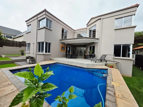 Featherbrooke Estate, Krugersdorp