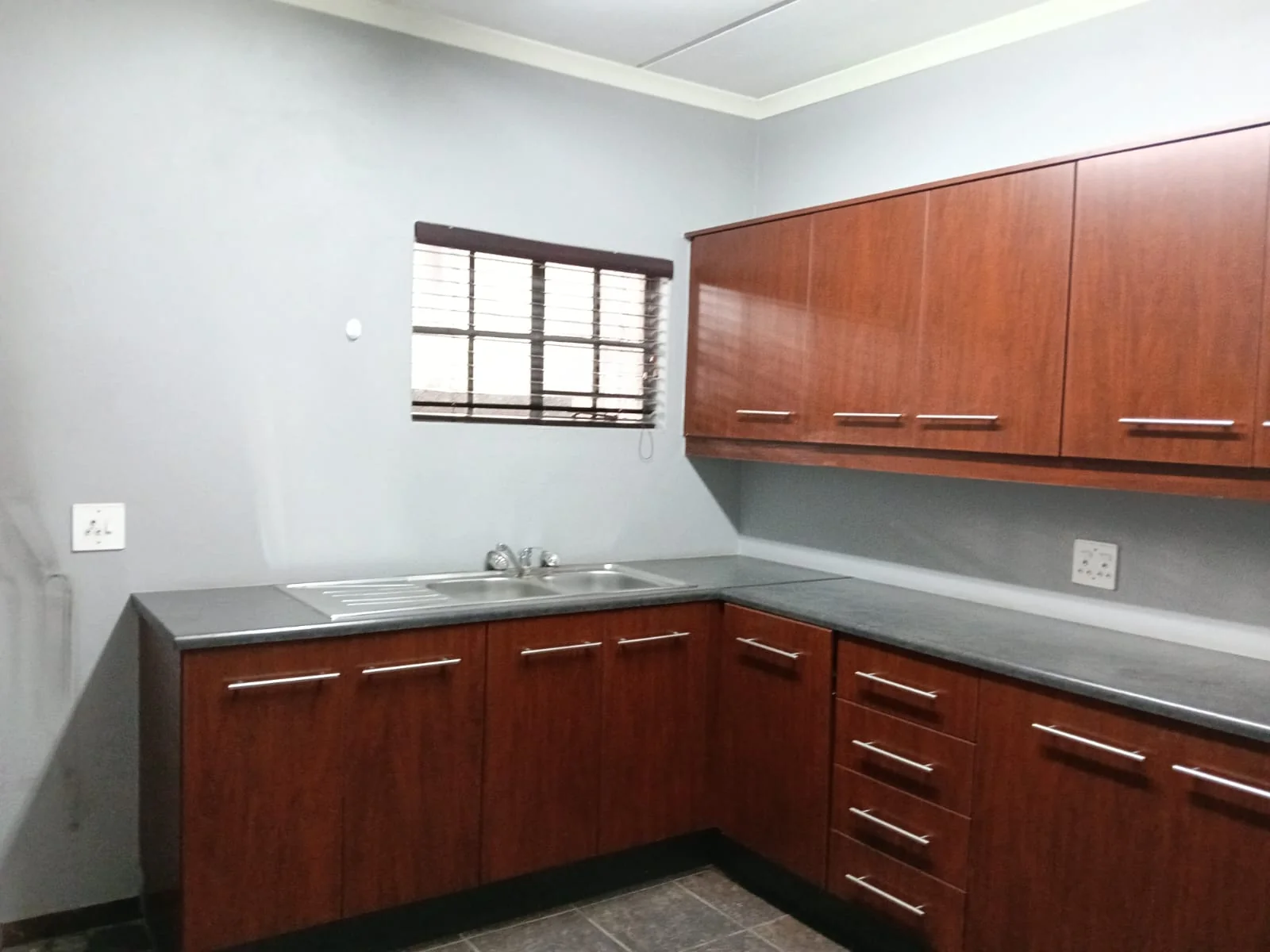 Commercial premises to let in Meyerton