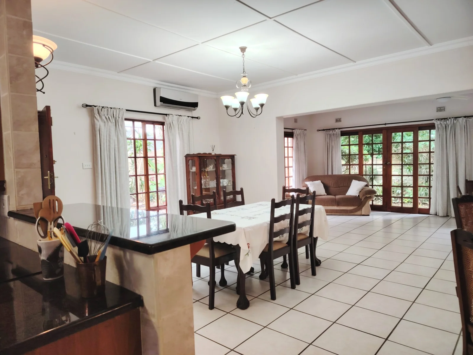 Spacious Family Living, Exclusive to Leapfrog