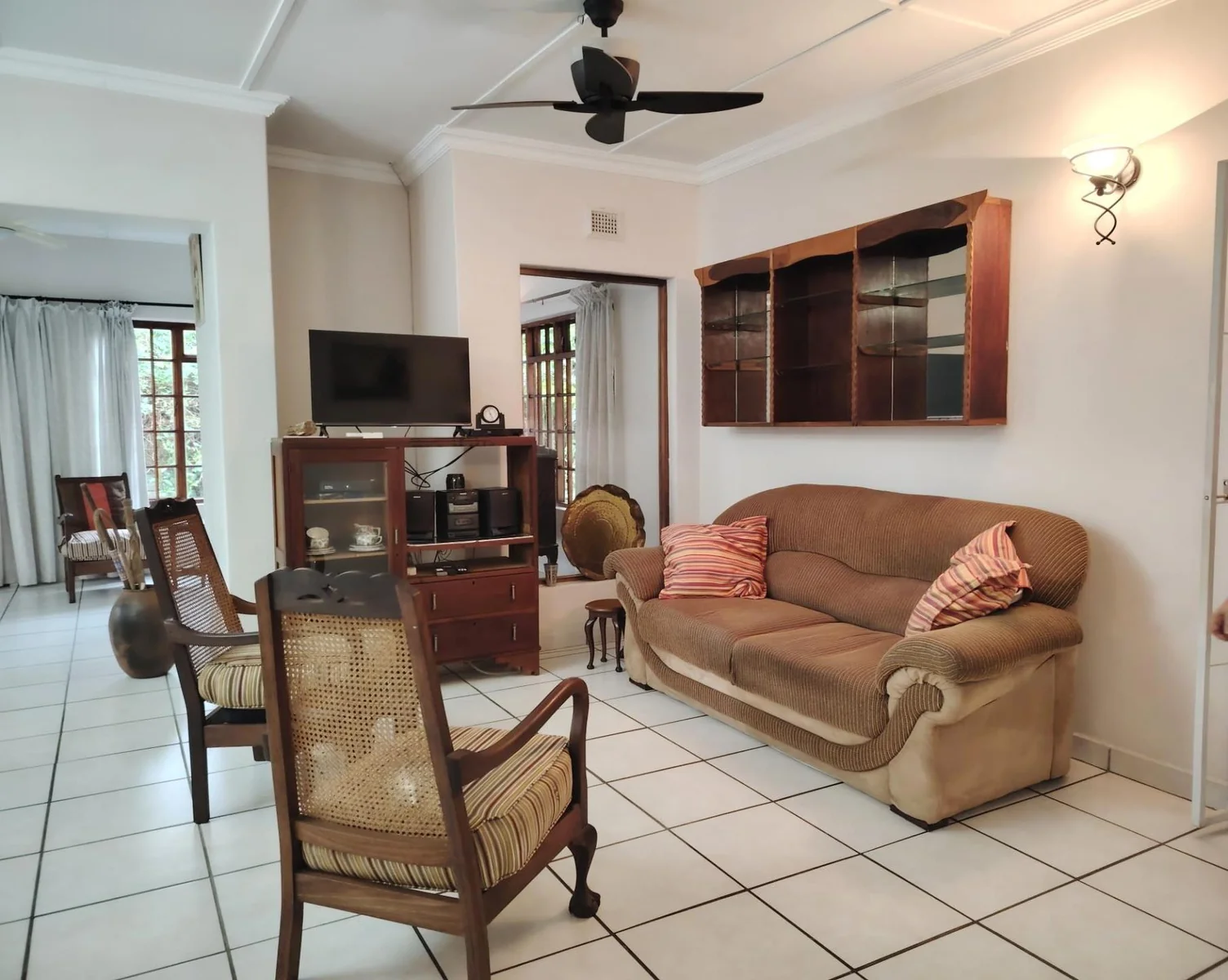 Spacious Family Living, Exclusive to Leapfrog