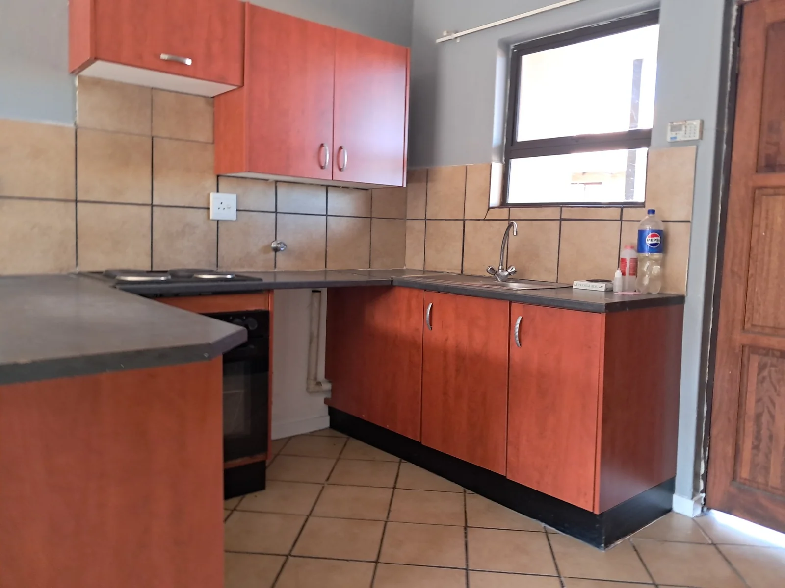 A Two-Bedroom Apartment For Rent in Florida Lake