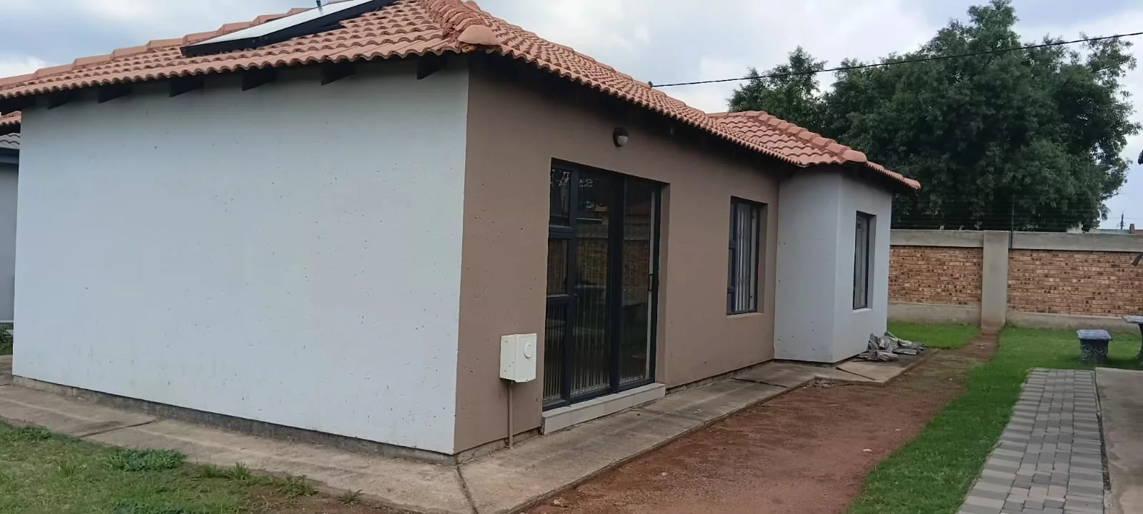 Secure, Smart & Perfectly Sized, Your Ideal Start or Downsize Home Awaits!