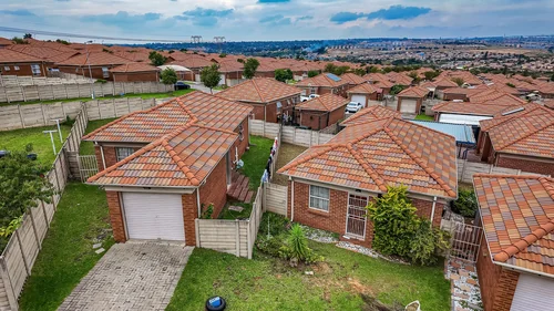 Thatch Hill Estate, Centurion
