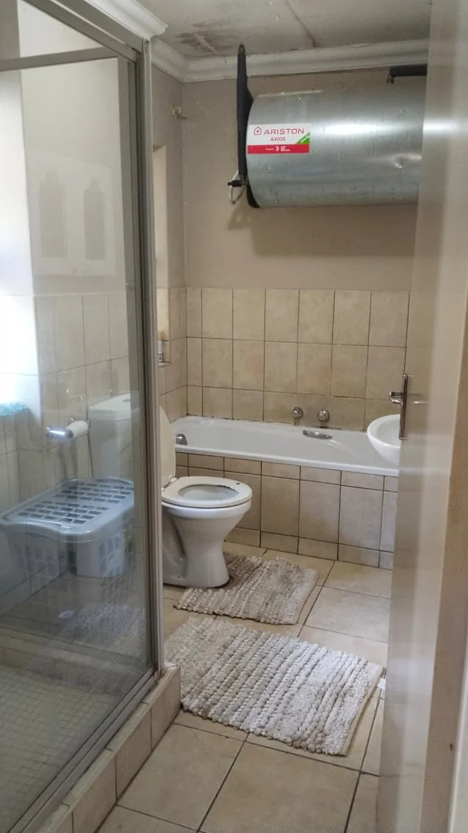 2 Bedroom Apartment / Flat for Sale in Geelhoutpark