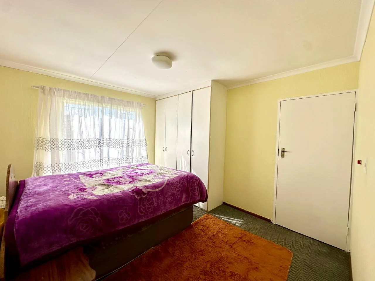 SECURE YOUR PEACE, ENJOY YOUR SPACE – EFFORTLESS LIVING WITH A GARDEN TO MATCH