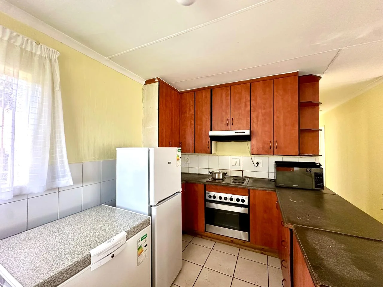 SECURE YOUR PEACE, ENJOY YOUR SPACE – EFFORTLESS LIVING WITH A GARDEN TO MATCH