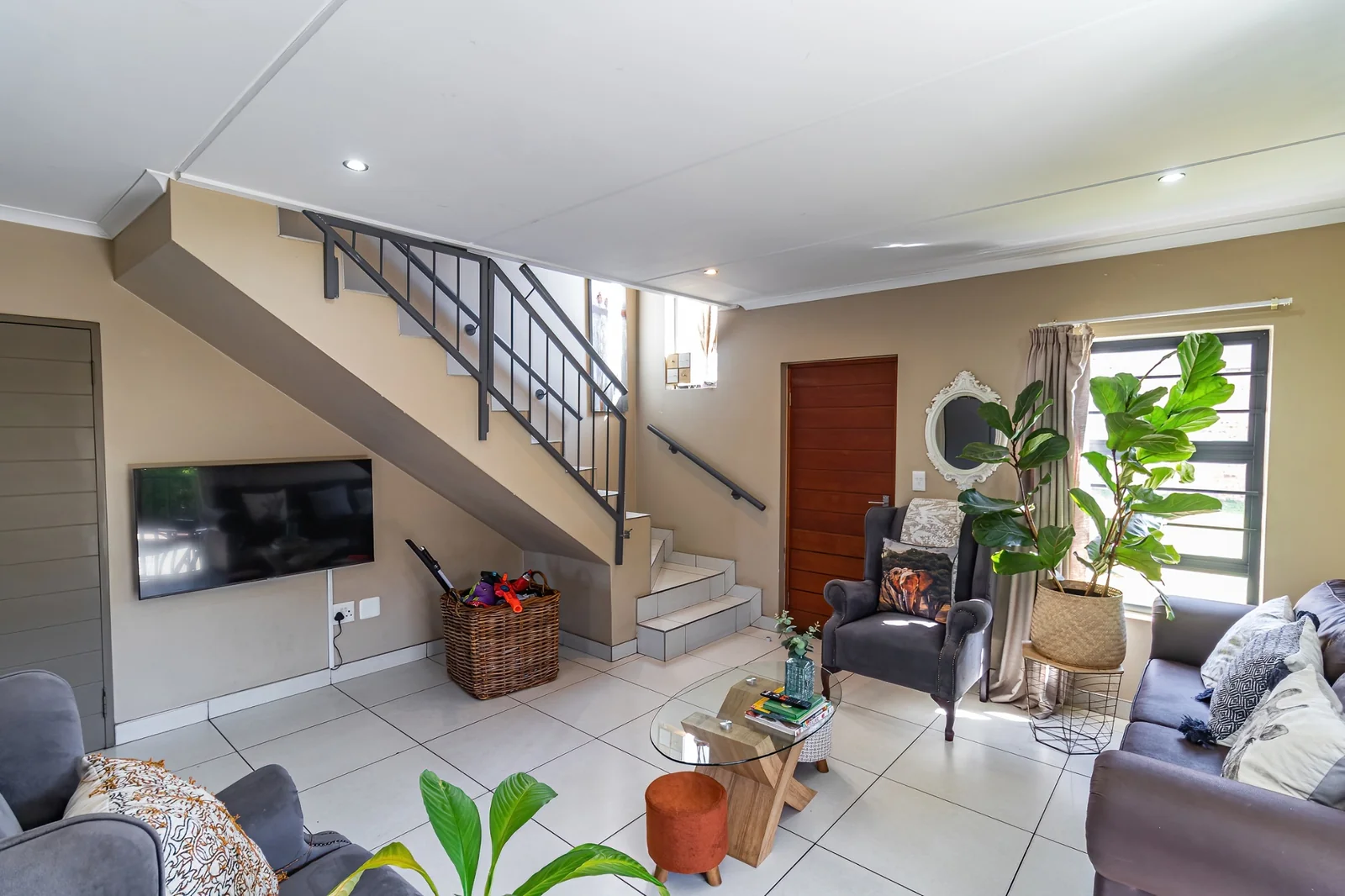 Secure Family Living in Clayville, Midrand: Spacious 4 Bedroom Estate Home with Big Yard.