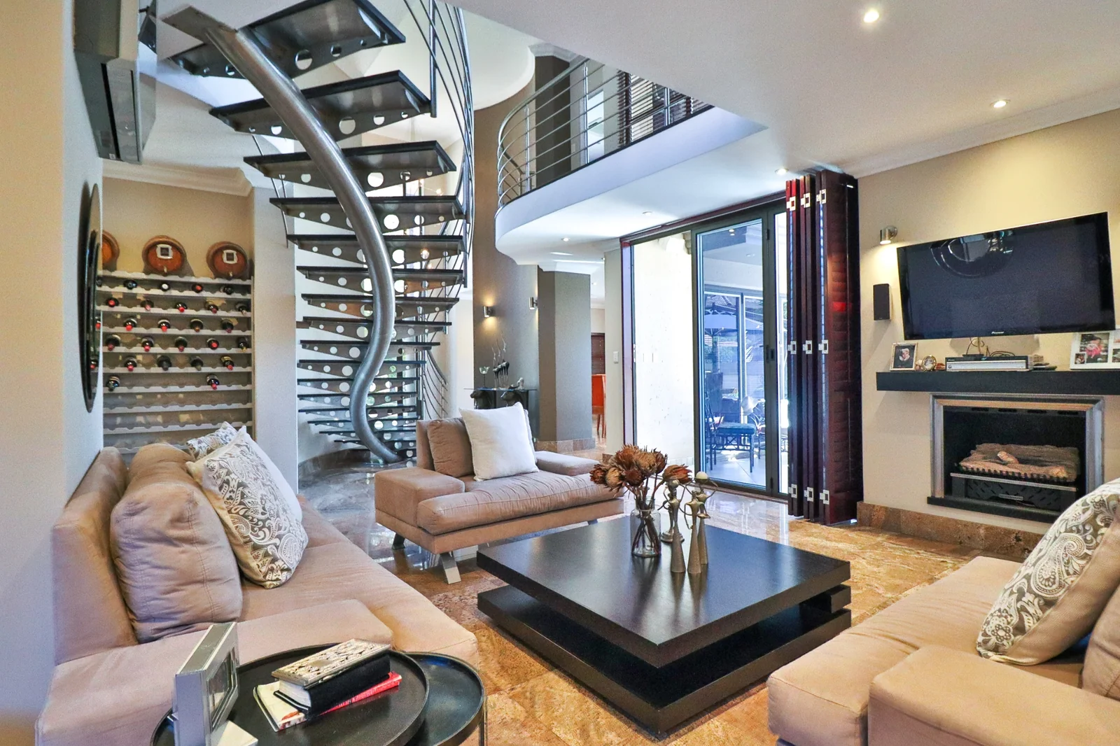 FOR THE DISCERNING BUYER ..... YOU'VE FOUND YOUR FURNISHED HOME!