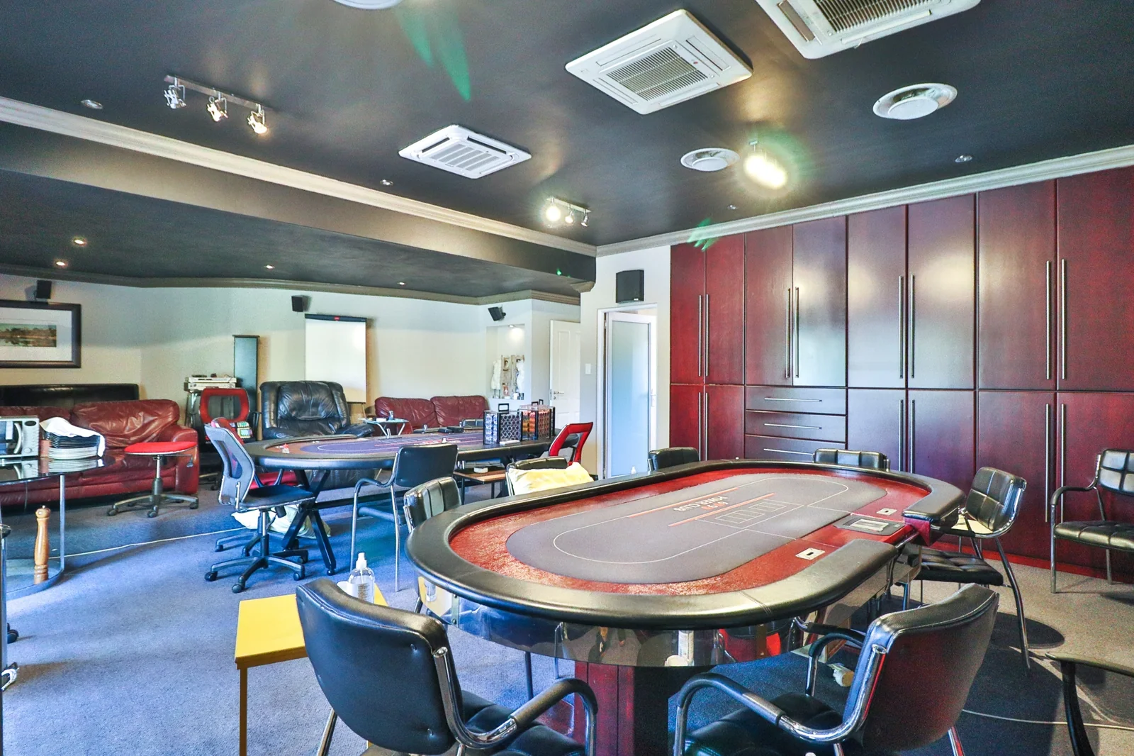 FOR THE DISCERNING BUYER ..... YOU'VE FOUND YOUR FURNISHED HOME!