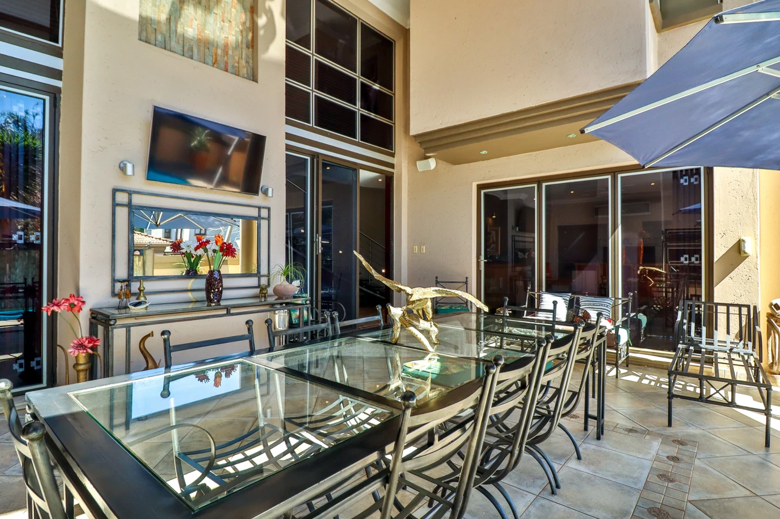 FOR THE DISCERNING BUYER ..... YOU'VE FOUND YOUR FURNISHED HOME!