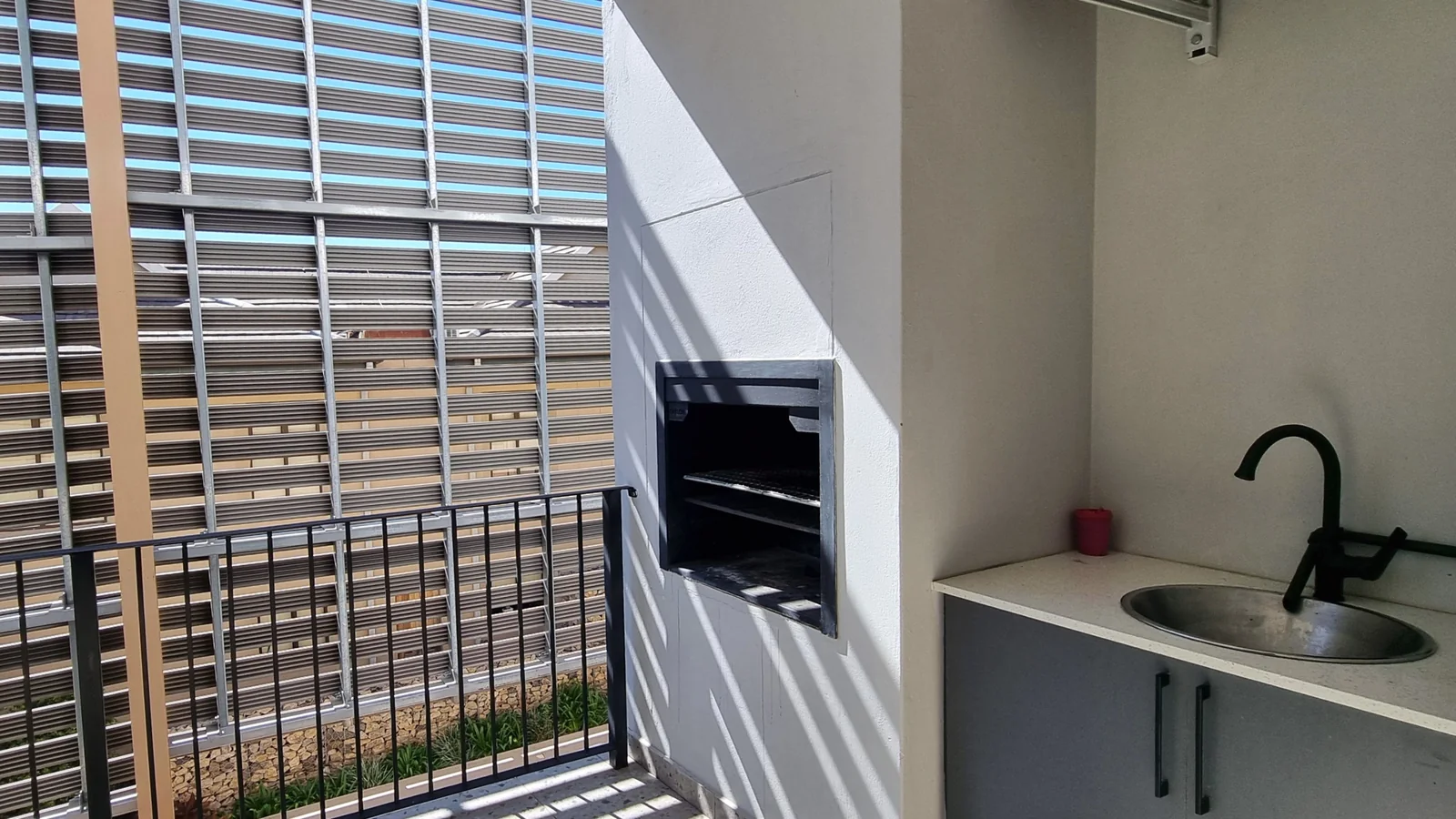 Contemporary Bryanston Living with Seamless Sandton Convenience