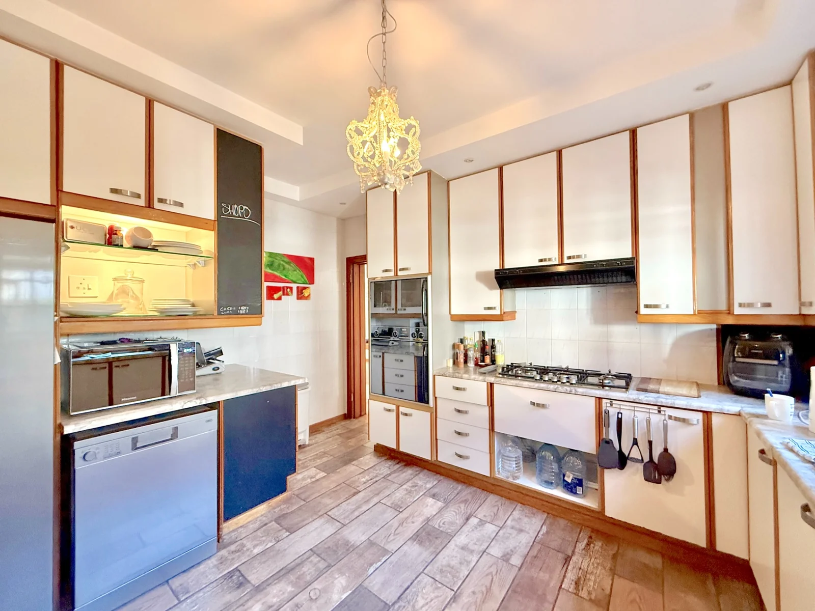 Characterful and spacious four bedroom family home, including self-contained flat, on double plot.