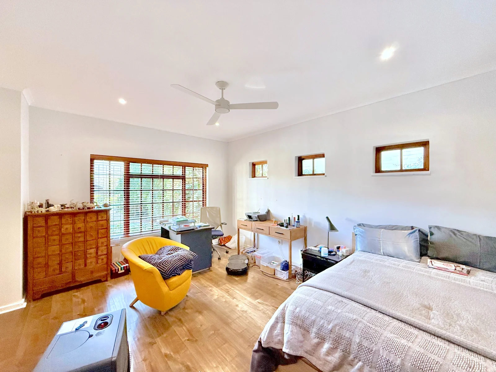 Characterful and spacious four bedroom family home, including self-contained flat, on double plot.