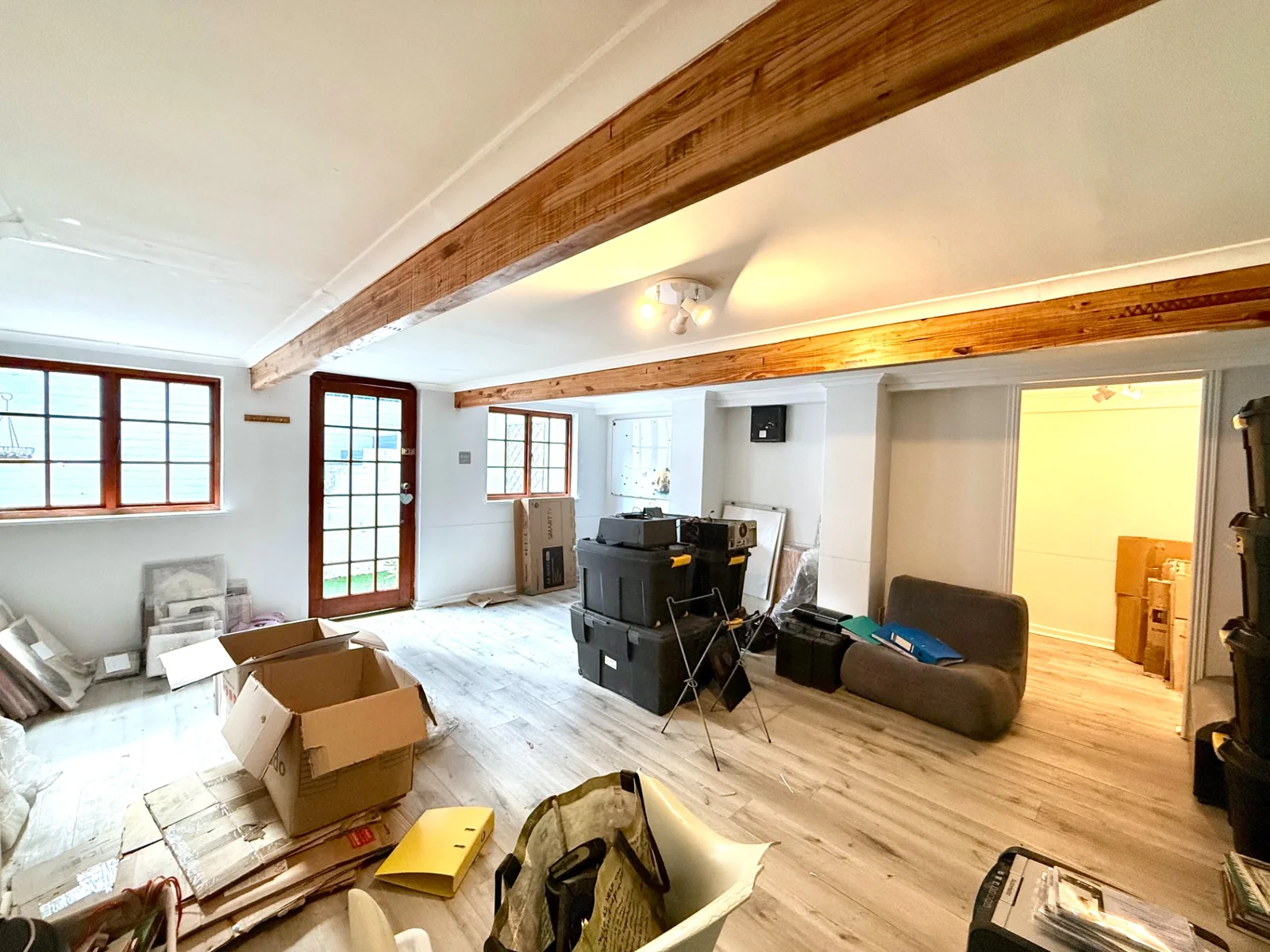 Characterful and spacious four bedroom family home, including self-contained flat, on double plot.