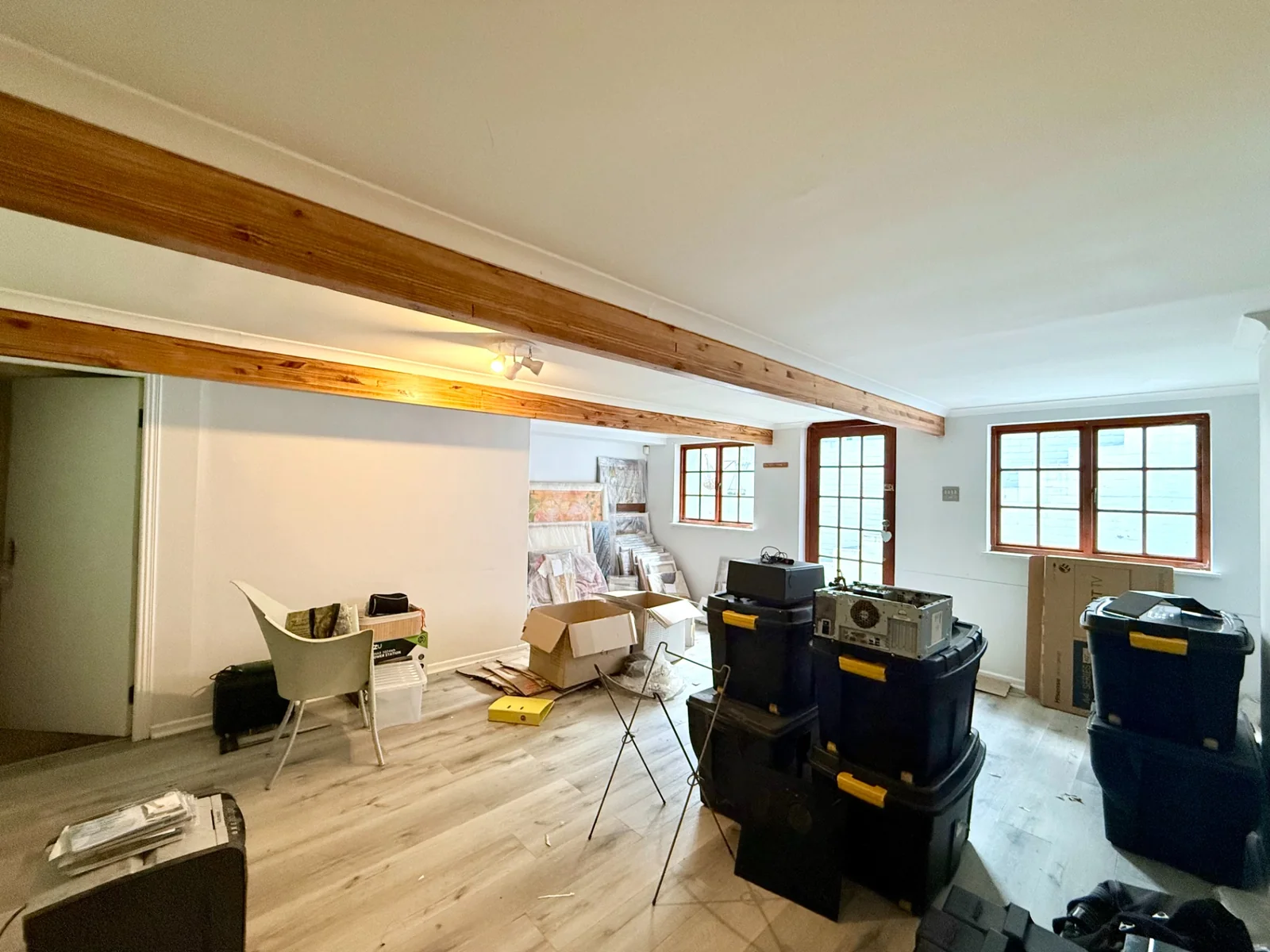 Characterful and spacious four bedroom family home, including self-contained flat, on double plot.