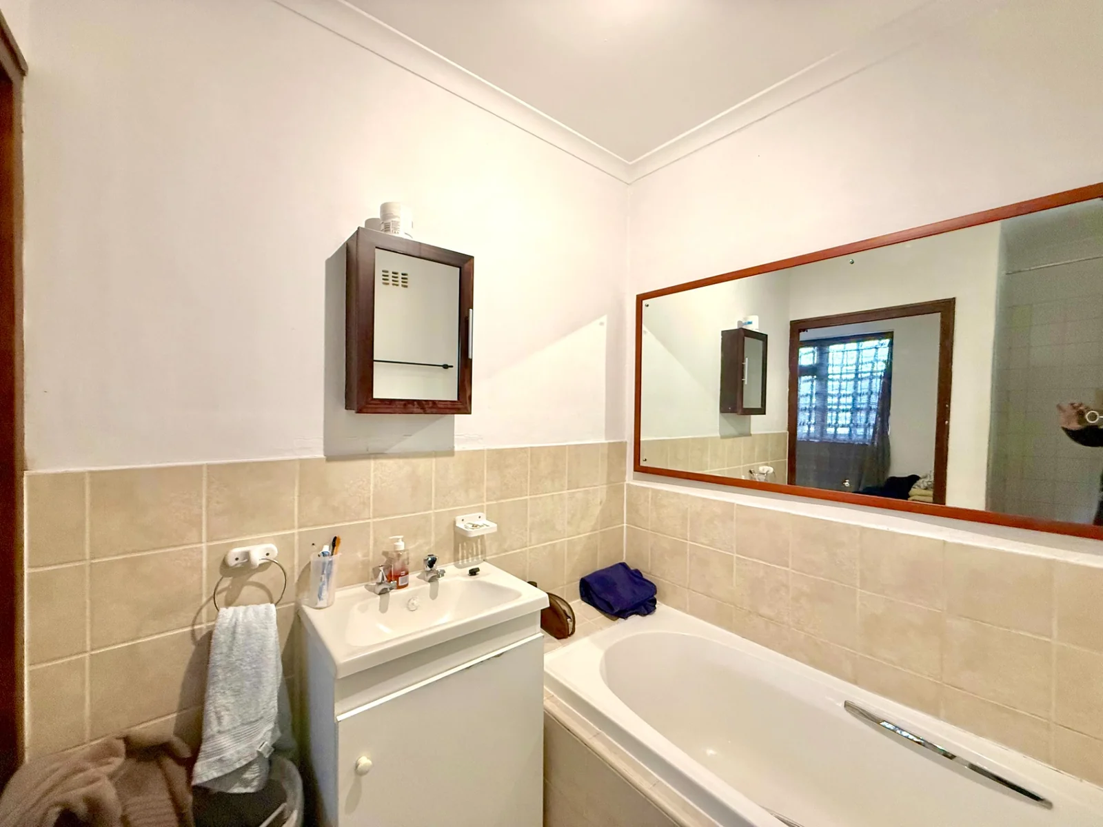 Characterful and spacious four bedroom family home, including self-contained flat, on double plot.