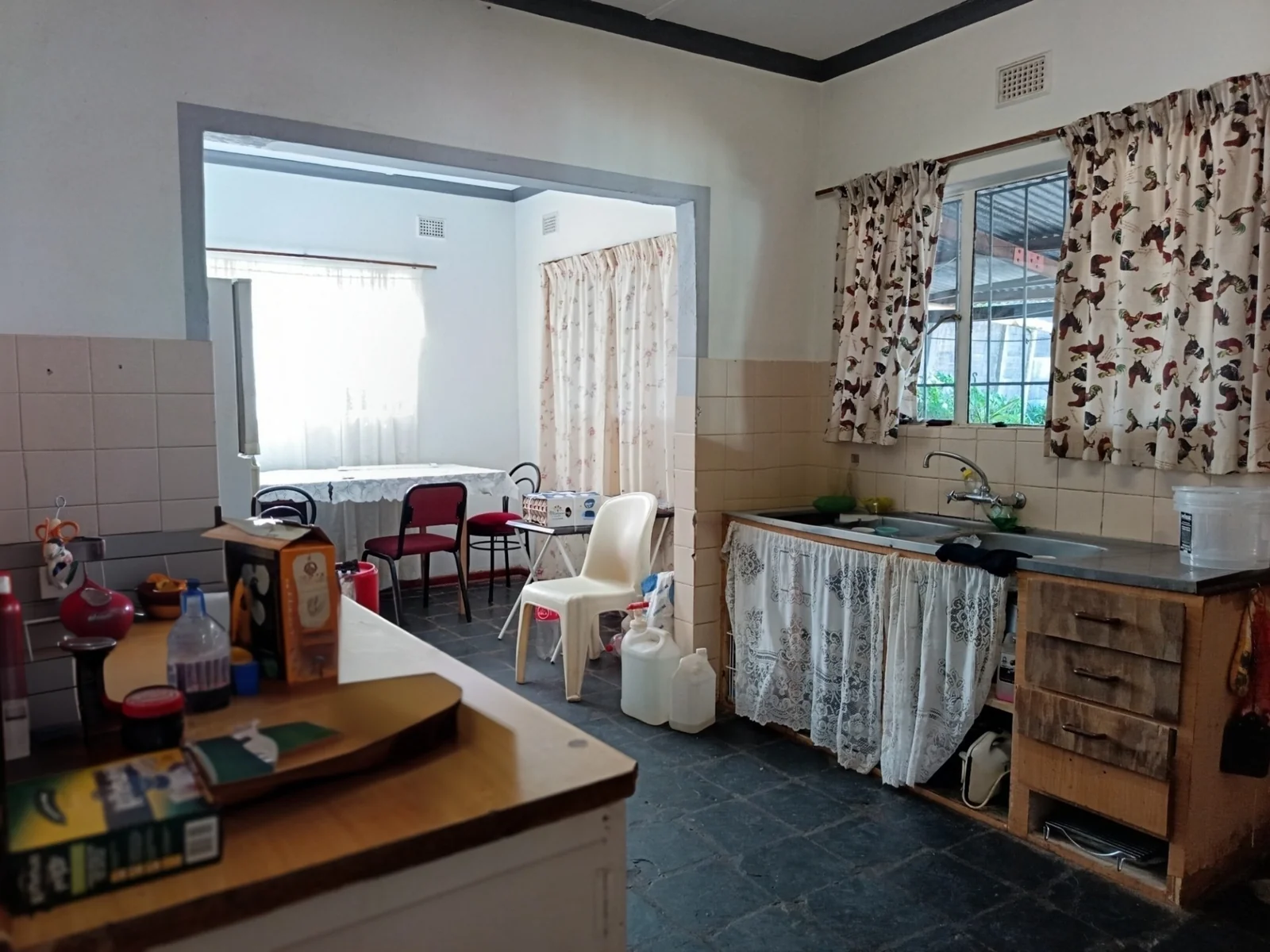 3-Bedroom home with a flat.
