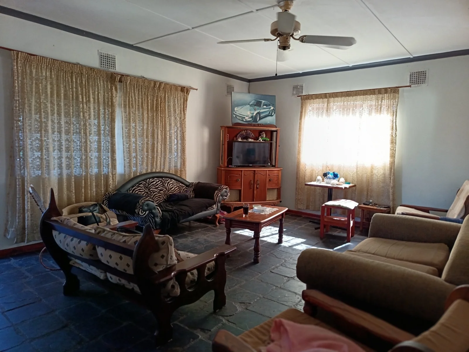 3-Bedroom home with a flat.