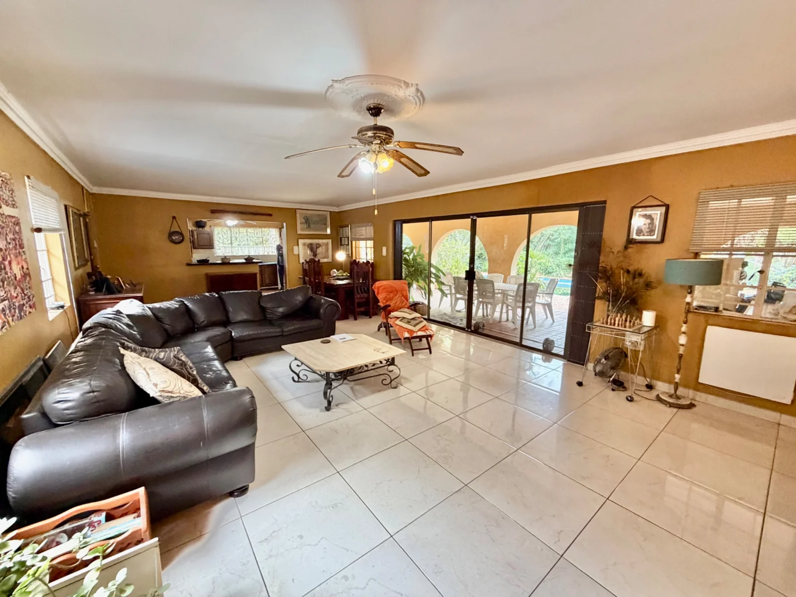 Investment Property in Glen Austin, Midrand – 1 Hectare Income-Generating Multi-Let Asset with Cottages & Massive Development Potential